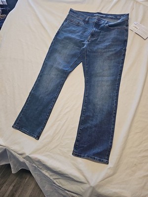 Amazon Essentials Men's Bootcut Slim Jeans in Blue - Size 32W x 28L JJ331 - Image 4