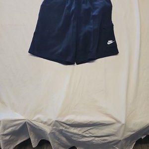 Nike Men's Black Jersey Cargo Shorts - Medium II326
