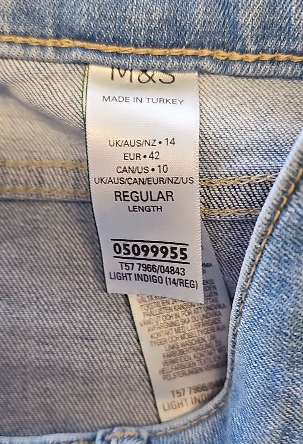 M&S Light Indigo Wide Leg Flare Jeans - Size UK 14 Regular A6 1269 - Image 9