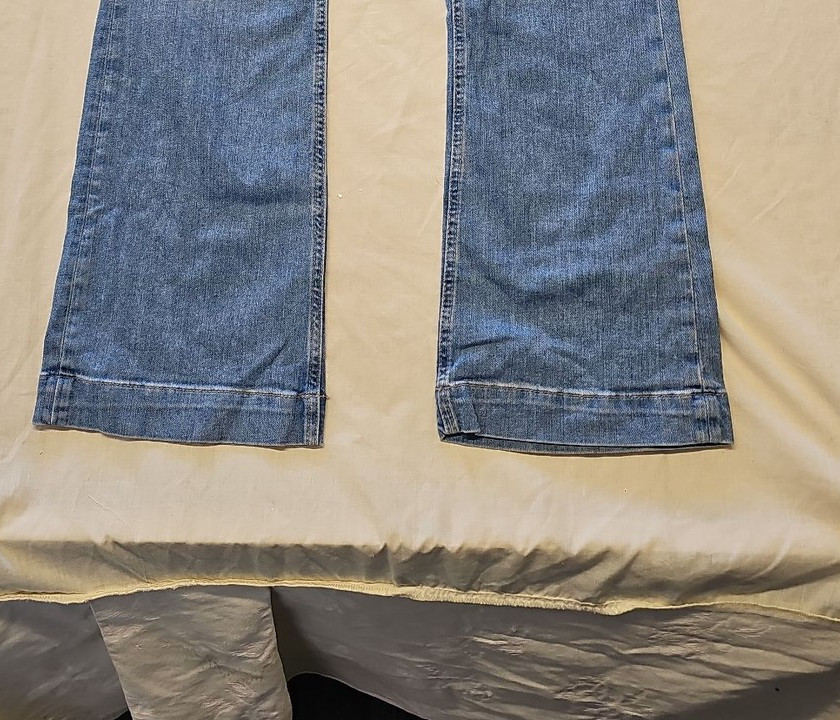 M&S Light Indigo Wide Leg Flare Jeans - Size UK 14 Regular A6 1269 - Image 8