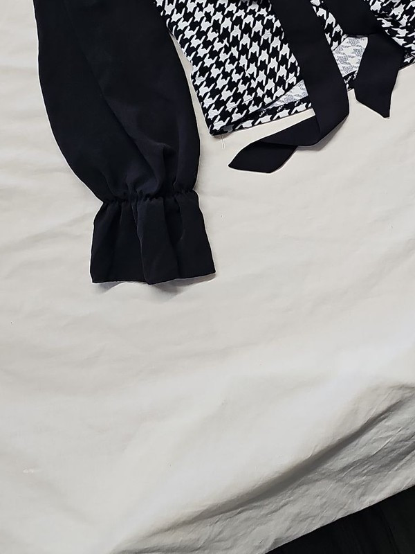 SHEIN Houndstooth Bow Neck Blouse with Ruffle Cuffs A6 2287 - Image 11