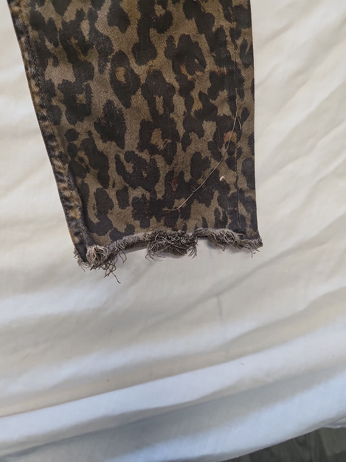 ZARA WOMAN Leopard Print Raw Hem Slim Jeans A3 1232 - Image 4