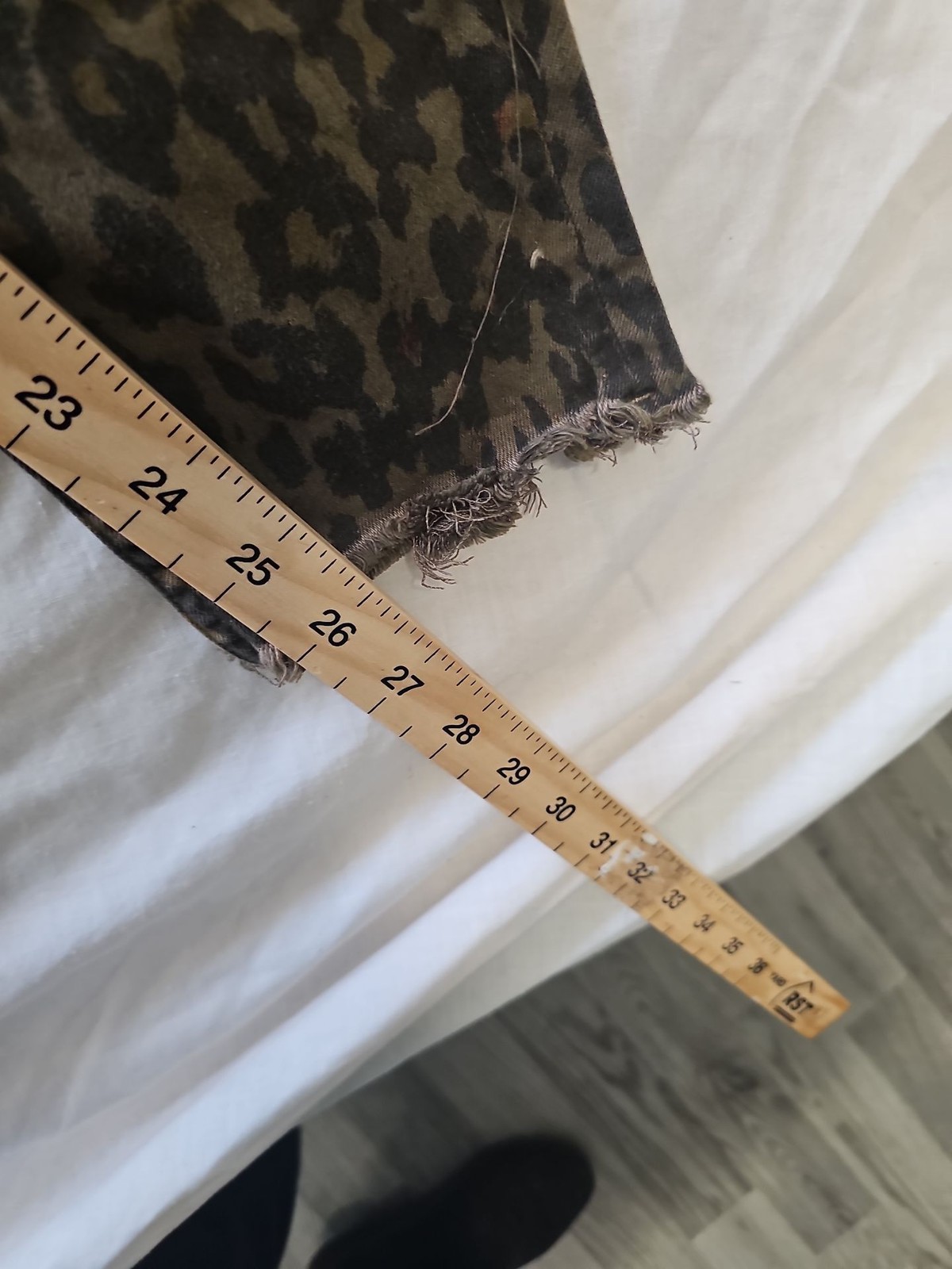 ZARA WOMAN Leopard Print Raw Hem Slim Jeans A3 1232 - Image 8