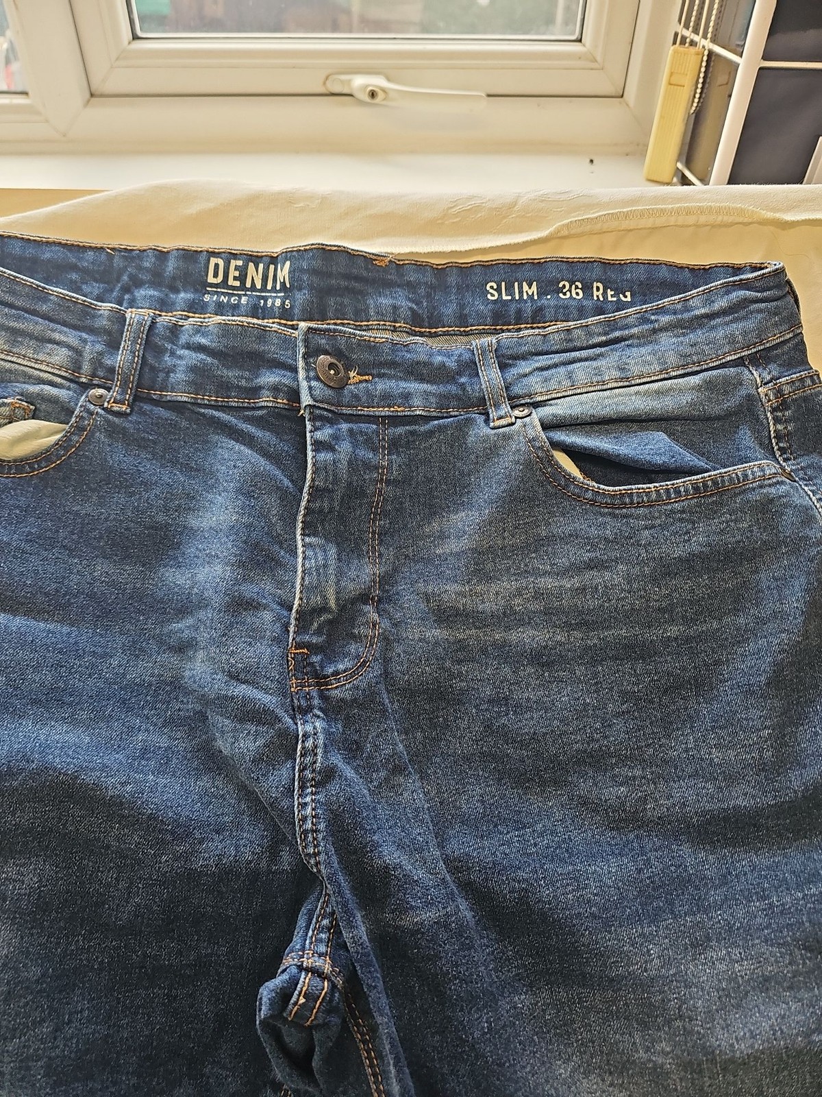 New Look Men’s Slim Fit Blue Jeans – Size 36 Reg A5 1257