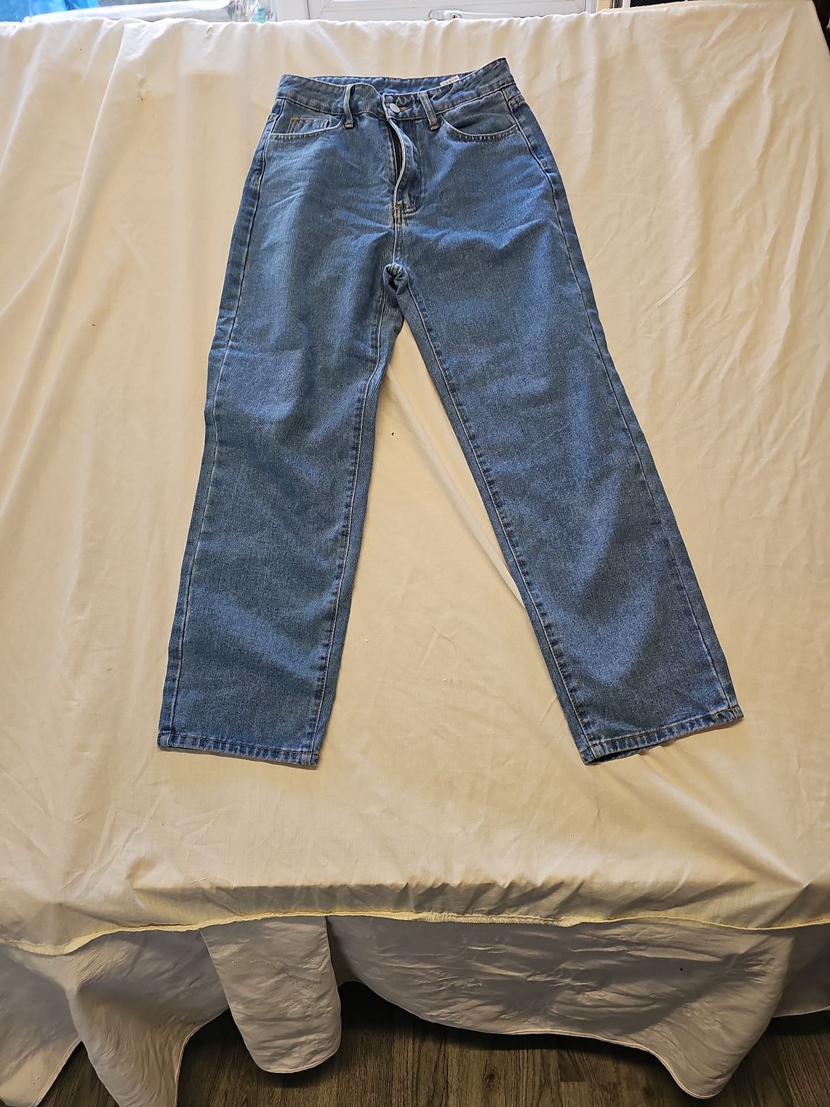 SHEIN Petite Small Straight Leg Blue Jeans - Image 3