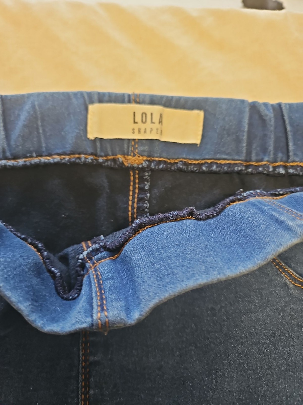 Lola Shapewear Stretch Jegging Style Denim Trousers in Medium Wash Blue A8 1321