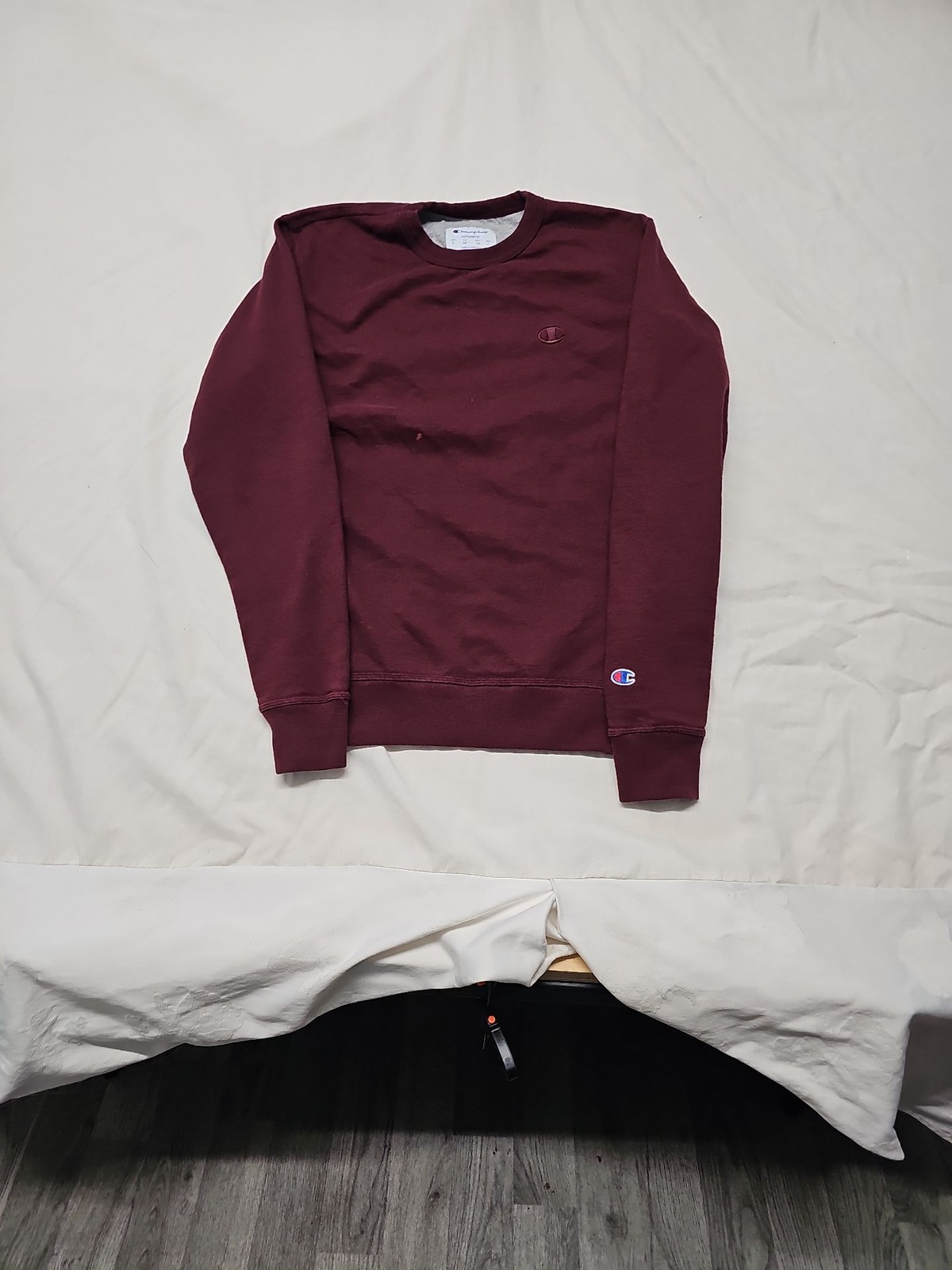 Champion Authentic Crewneck Sweatshirt in Burgundy slight bleach mark A13 1362