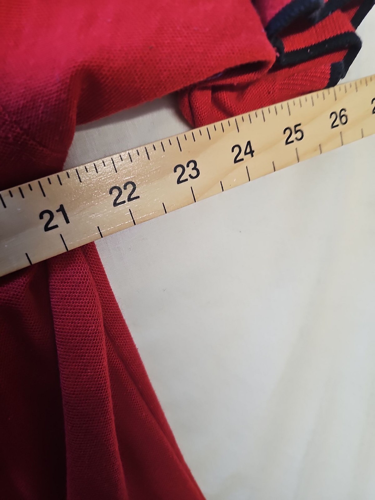 Le Shark Men's Vintage Red Polo Shirt with Navy Contrast Paneling A9 1343 - Image 5